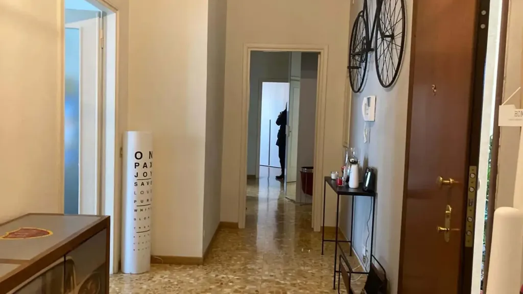 hallway_entrance