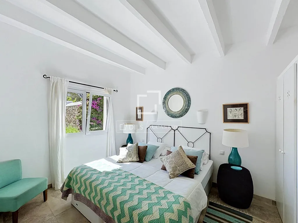 Chambres - 7-Bedroom Villa with Pool in Es Castell