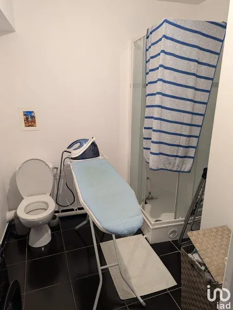 Salles de bain - Appartement 1 Pièce avec Ascenseur à Meaux