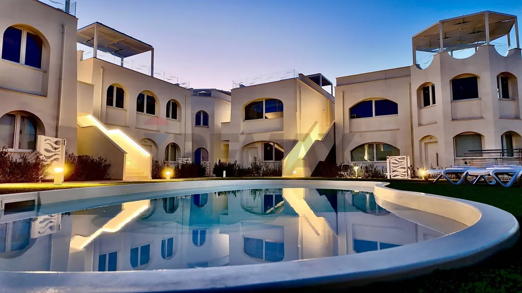 Piscine - Penthouse with Seafront Terrace in Numana