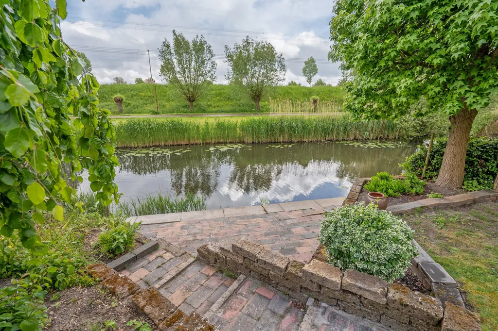 Jardin - Waterfront 2-Under-1-Cap Villa in Rokkeveen Zuid