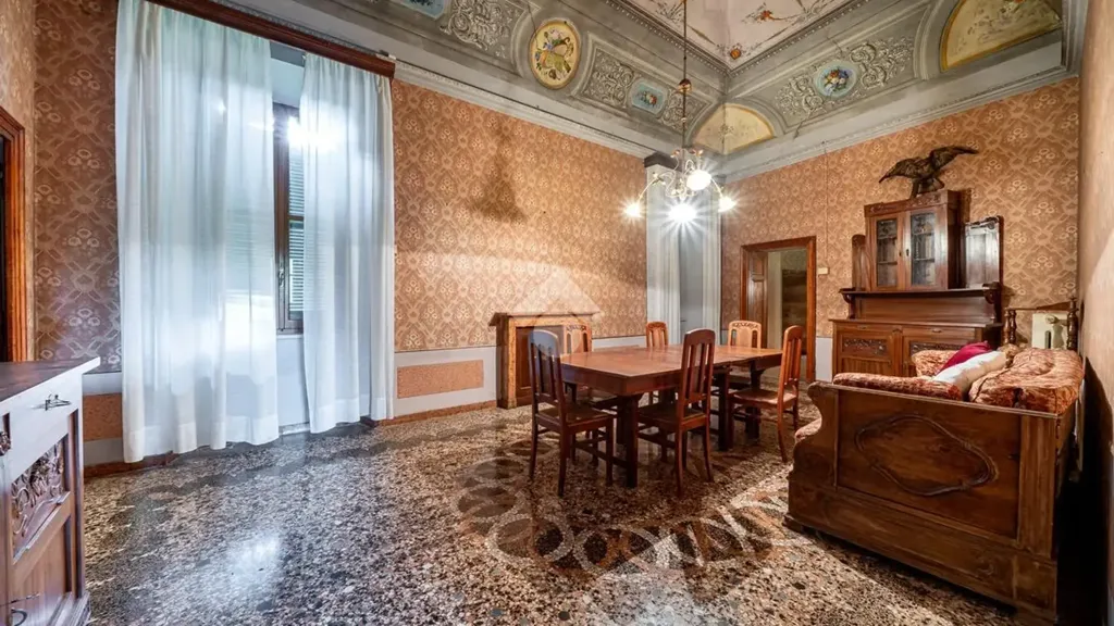 Salle à manger - Historic Castle with 2 Ha Land in Parma