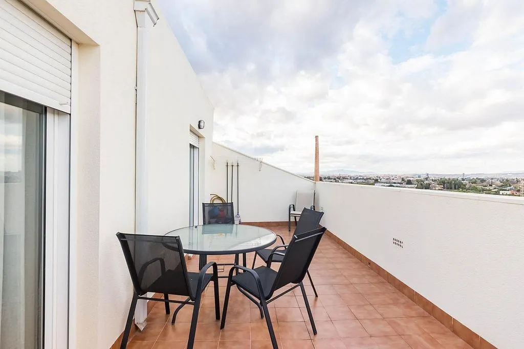 Rõdu - Inverted Duplex with Mountain View in San José de la Vega