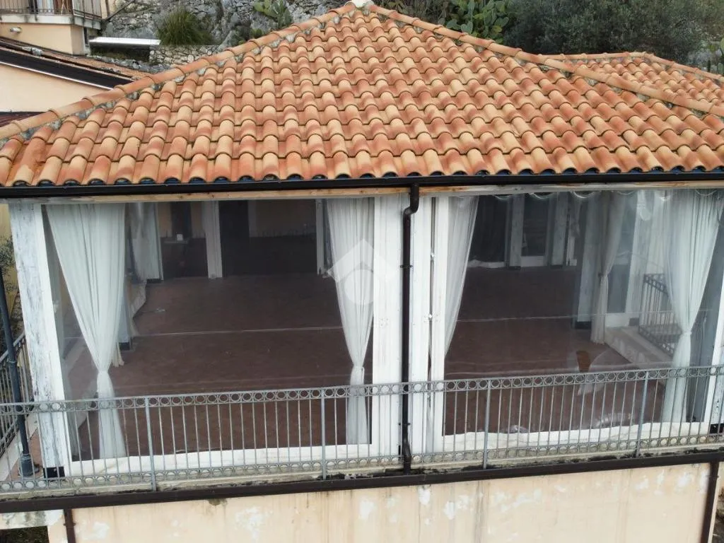 Terrace - Independent House with Restaurant in Venafro