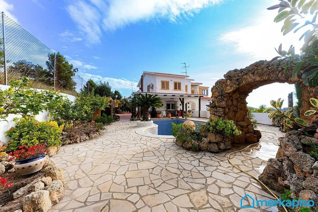 Piscine - Luxury House with Sea View in Gavà