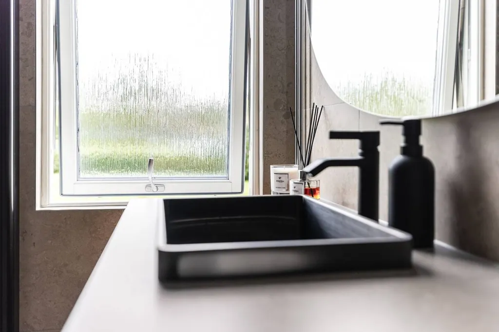 Salles de bain - Renovated Apartment with Balcony near Guldtorget