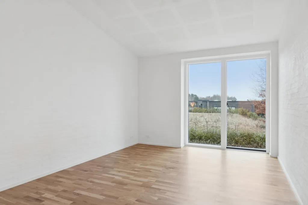 Toad - Contemporary Villa with Large Garden in Silkeborg