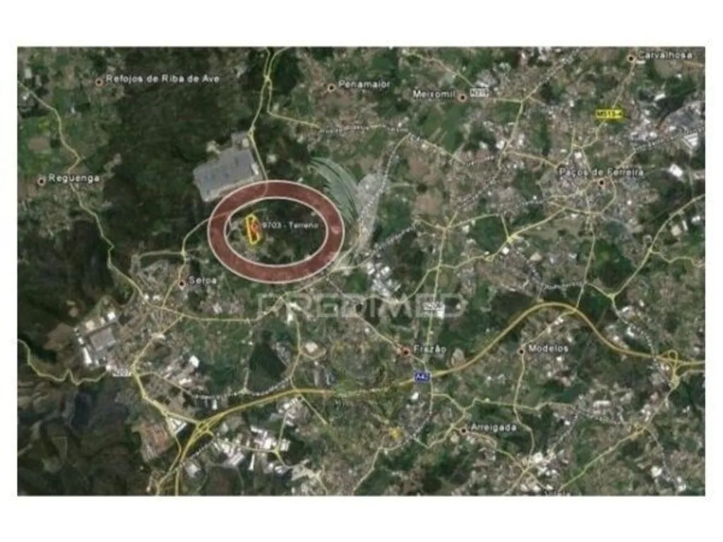 Construction Plot with Forest Protection in Seroa