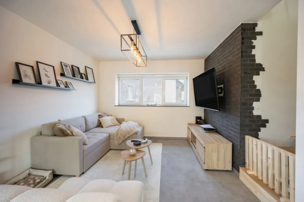 Elutuba - Duplex Apartment with Terrace in Modern Building