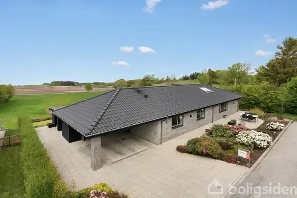 Õhuvaade - Villa with Scenic View in Suldrup