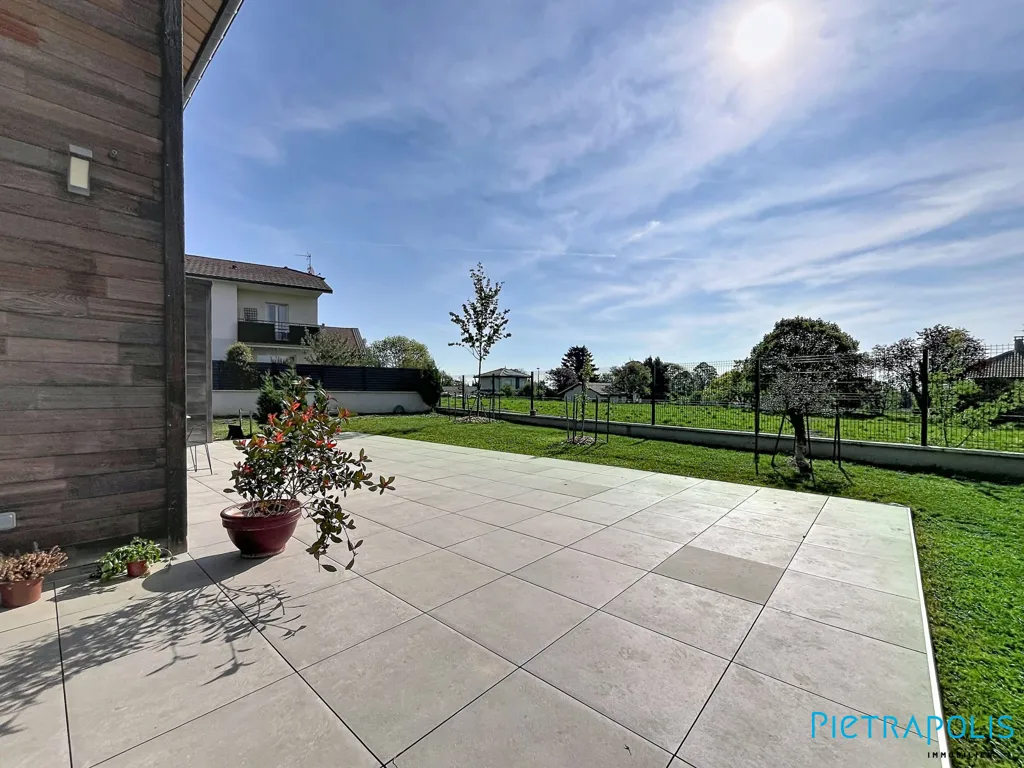 Terrasse - Villa avec Jardin et Terrasse à Échenevex