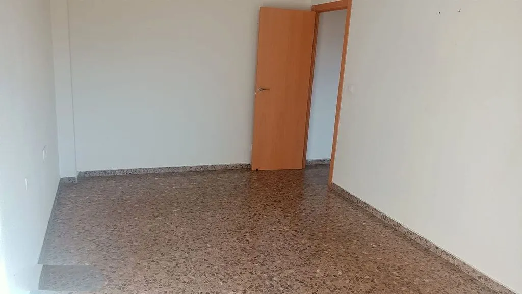 hallway_entrance