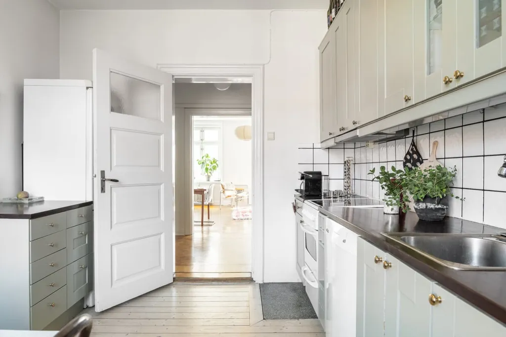 Köök - Two-Bedroom Flat with Garden View in Rörsjöstad