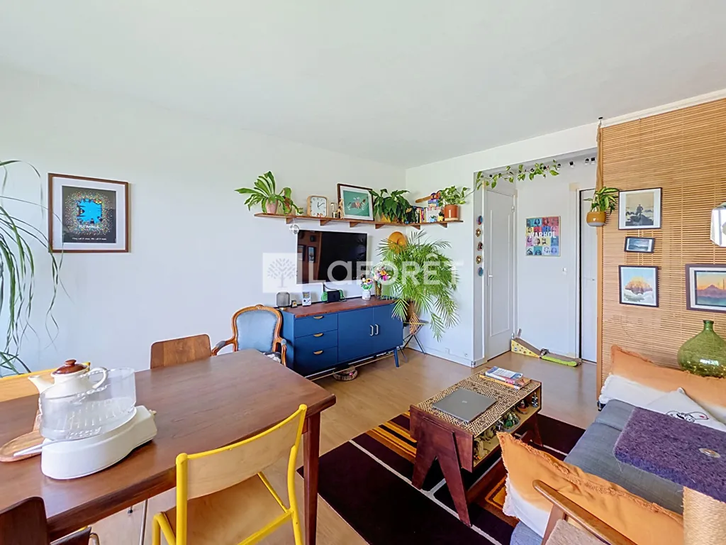 Soggiorno - 3-Bed Apartment with Balcony in Antony