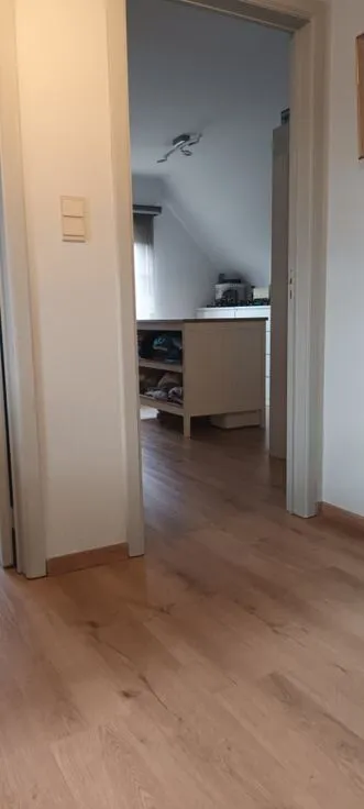 Entrée - Villa Spacieuse avec Jardin dans un Quartier Résidentiel