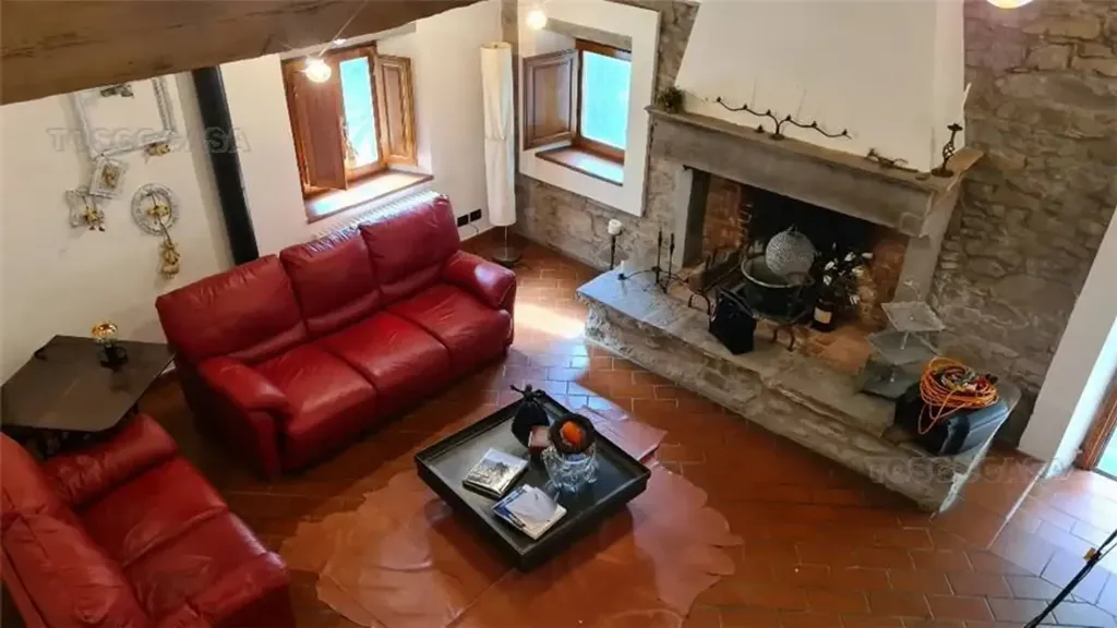 7-room house in IT