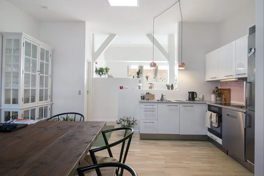 Cuisine - Mixed-Use Property with Shop in Haderslev