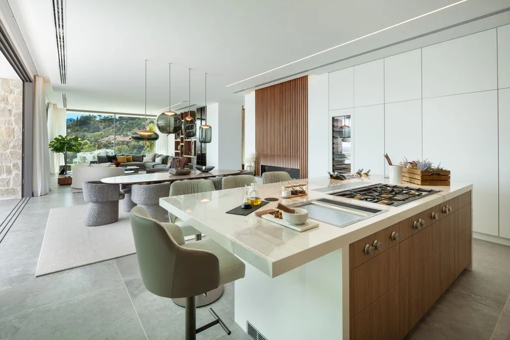 Cuisine - Luxury Villa with Panoramic Sea Views in Benahavís