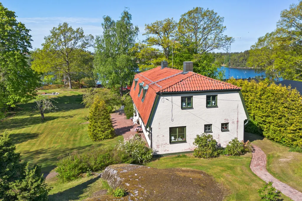 Õhuvaade - Charming Villa with Sea View on Fornudden