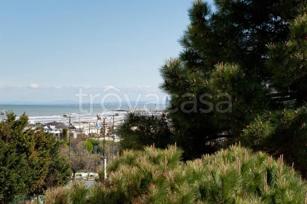 Seafront Apartment with Terrace in Cervia