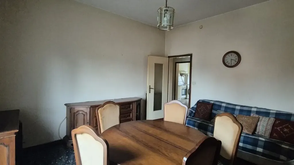 Salle à manger - Trilocale with Garage in Modena's Buon Pastore