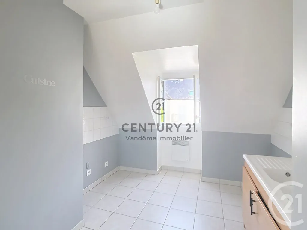 Salles de bain - Studio Lumineux avec Parking à Crépy-en-Valois