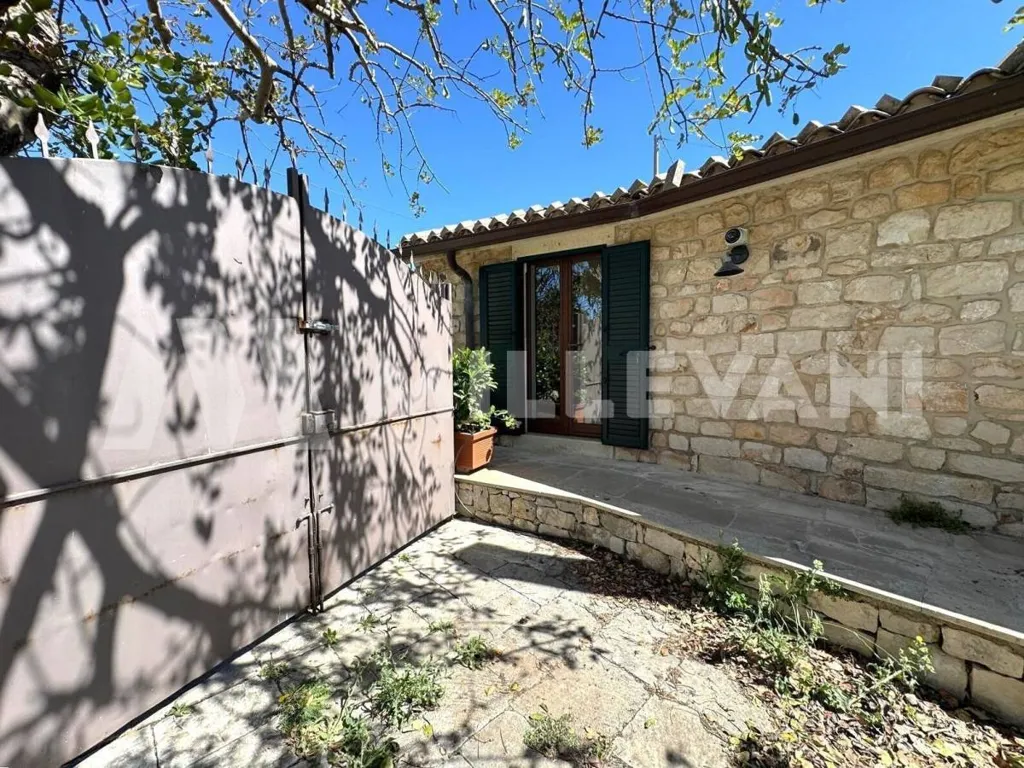 Aed - Elegant Villa with Pool in Modica