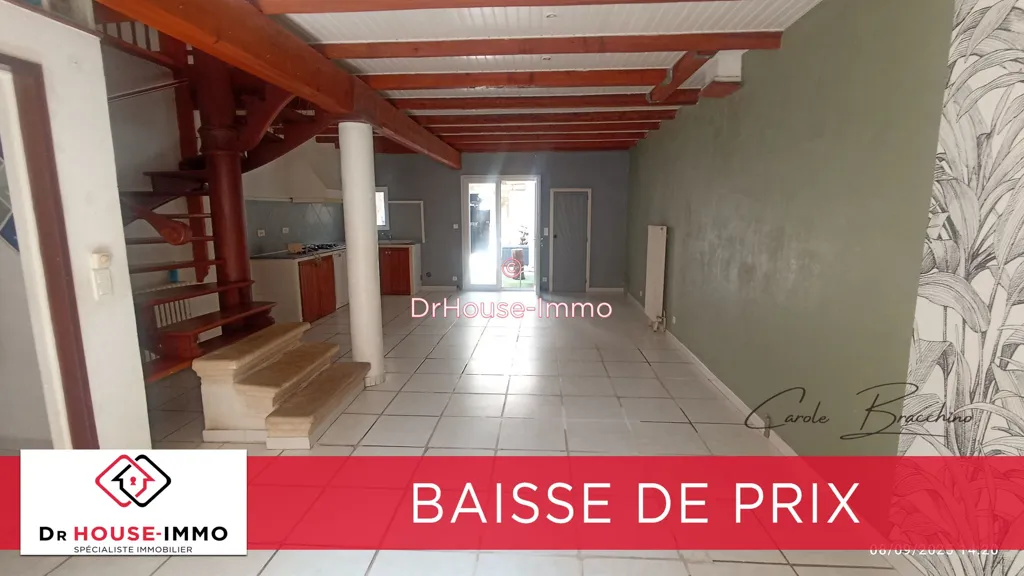 Entrée - Maison avec Patio et Grand Garage à Aigues-Mortes