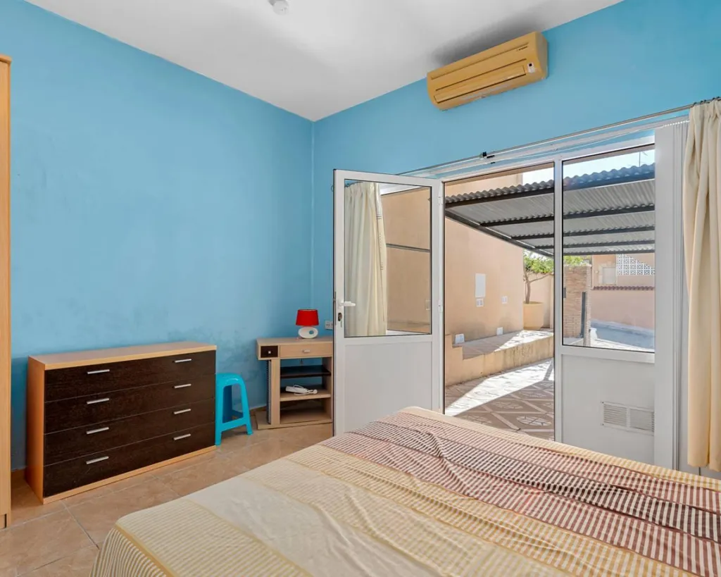 Magamistoad - Seven-Bedroom Villa with Pool in Ciudad Quesada