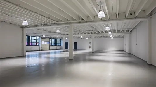 Rooms - Office Space with Showroom in Hvidovre