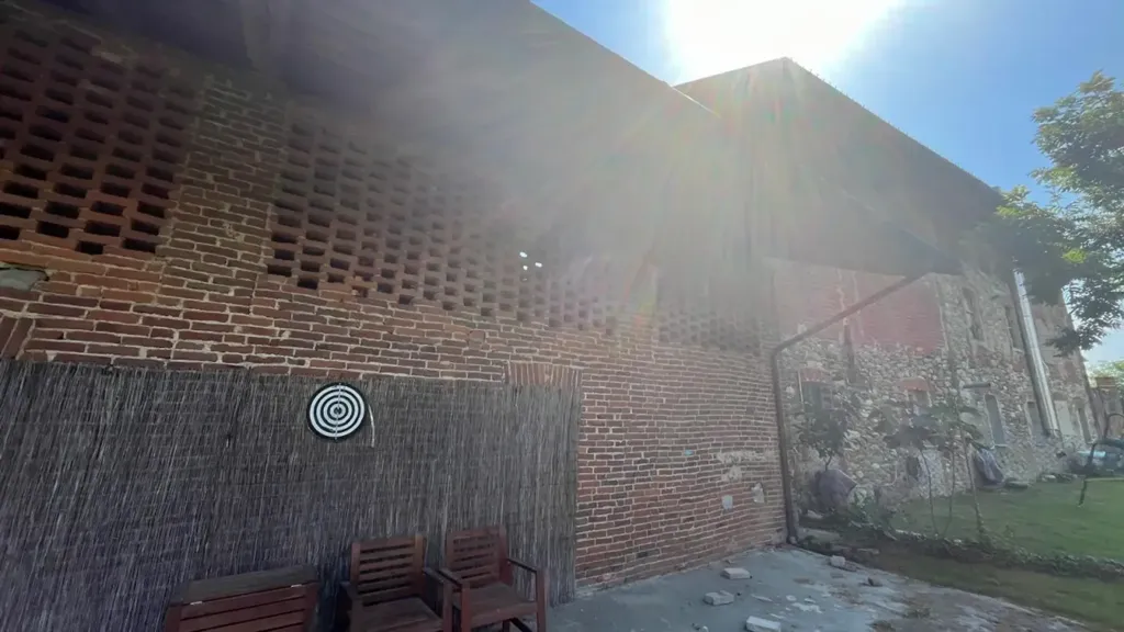 Aed - Terraced House with Garden in Barbania