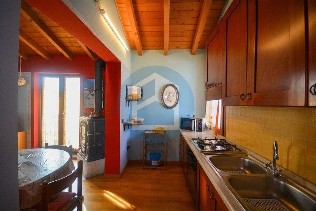 Cuisine - Luxury Villa with Pool in Piancogno, Lombardy