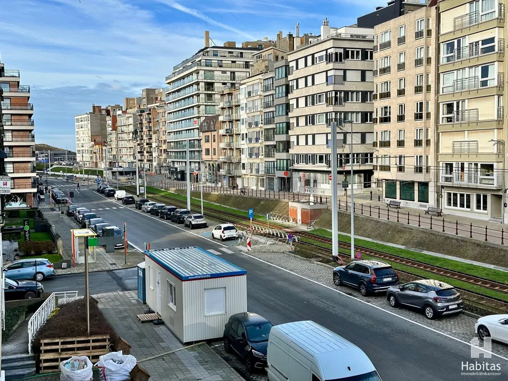 Extérieur - Appartement avec Terrasse à De Haan