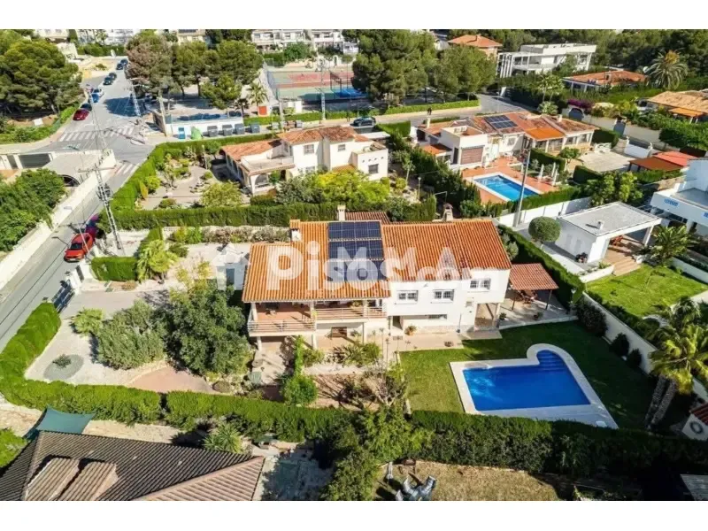 Õhuvaade - Chalet with Garden in La Nucía