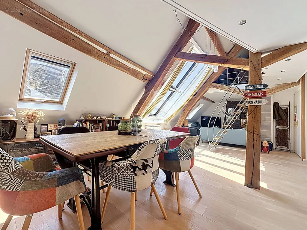 Söögituba - Loft with Character in Dourdan Centre