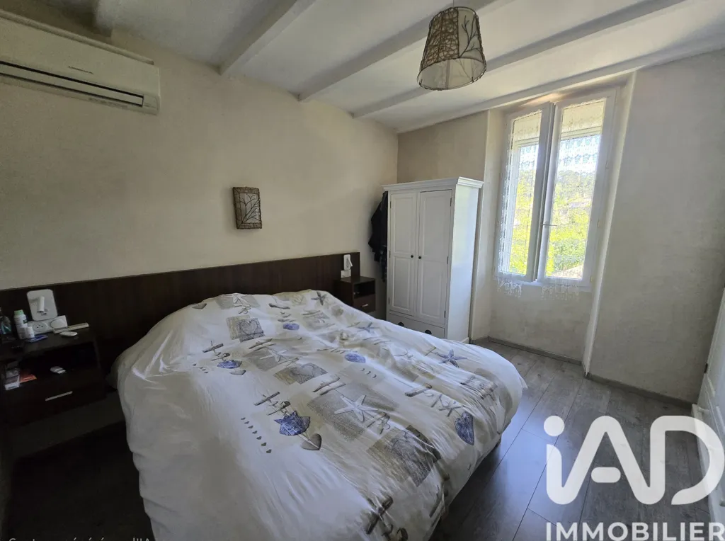 Chambres - Maison en Pierre avec Jardin à Alès