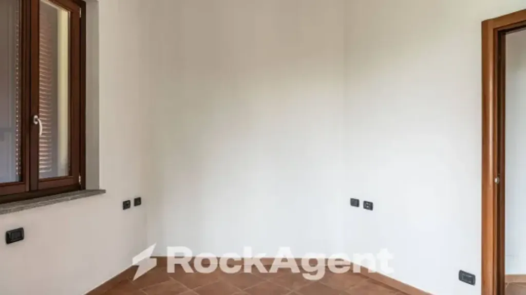 other_room