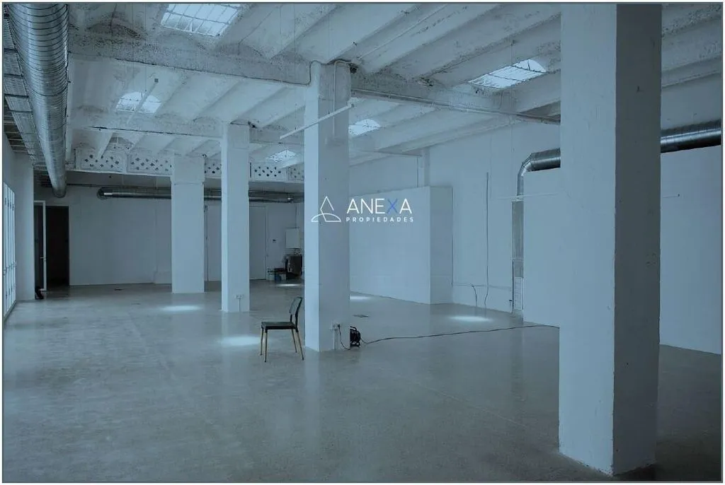 Rooms - Commercial Offices with Patio in Barcelona's 22@ District