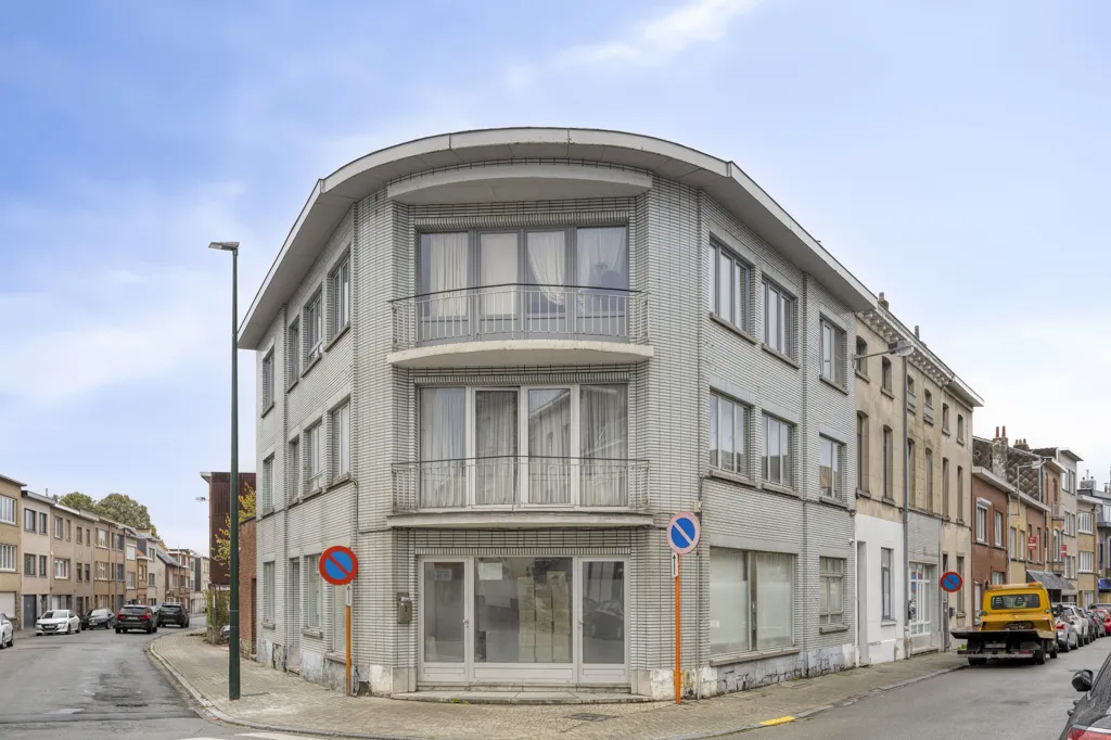 Extérieur - Appartement Lumineux avec Terrasses à Strombeek