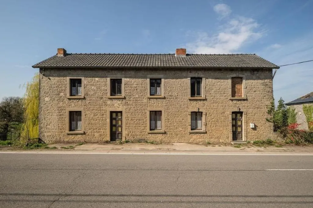 Extérieur - Maison en Pierre à Rénover à Ouffet