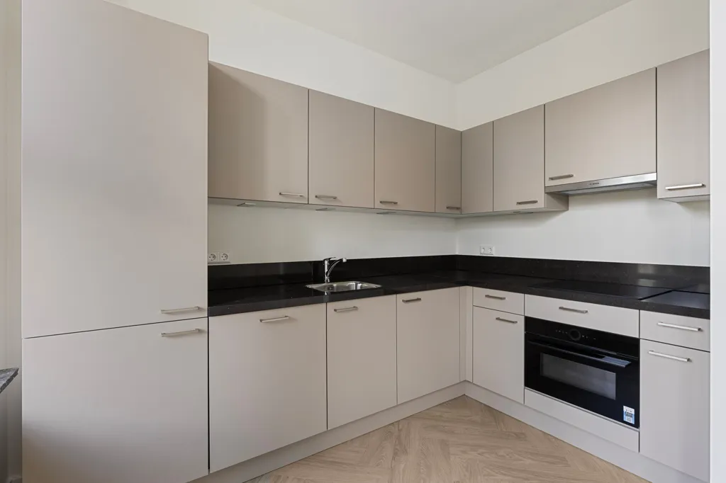 Köök - Corner Apartment with South Facing in Amsterdam