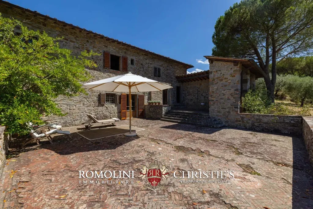 Terrass - Rustic Farmhouse with Panoramic Views in Chianti