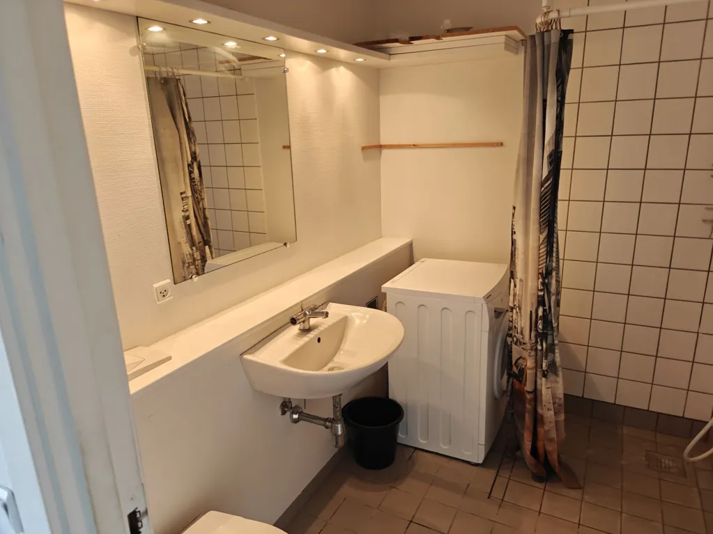 Vannitoad - Two-Room Apartment in Støvring Centre