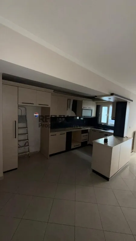 Cuisine - Bright Apartment with Balcony in Kastella, Piraeus