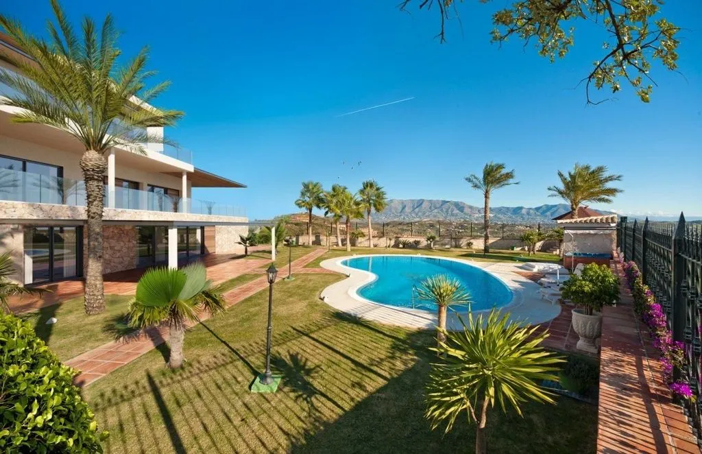Bassein - Luxury Villa with Sea View in Mijas