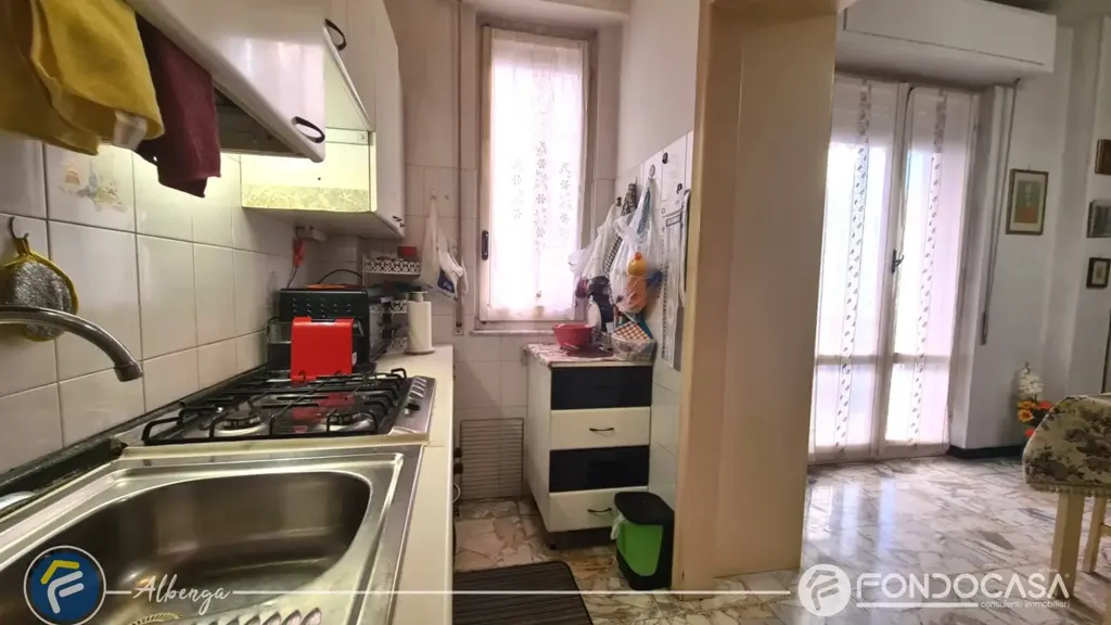Cuisine - Apartment with Two Balconies in Albenga