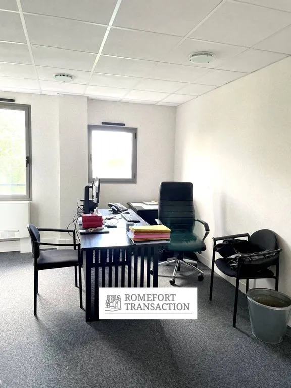 Kabinet - Office Space with Loire View in Nantes