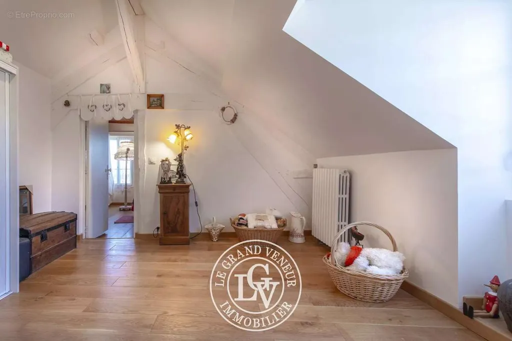 Pièces - Longère Rénovée avec Gîte Indépendant près de Fontainebleau