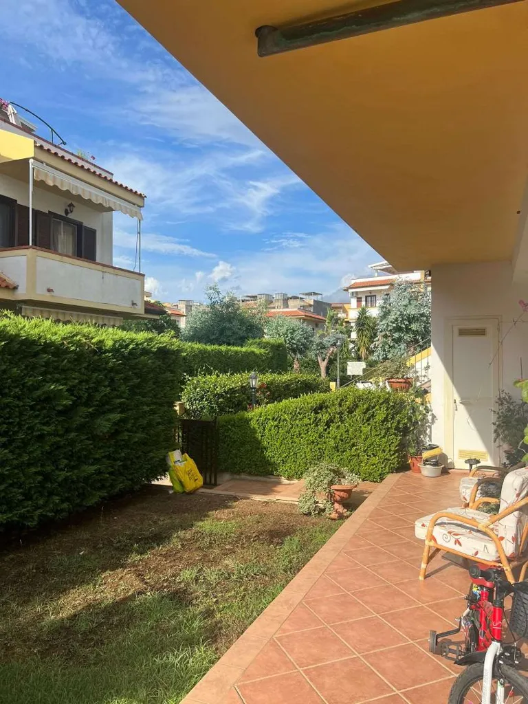 Terrass - Apartment with Garden in Scalea