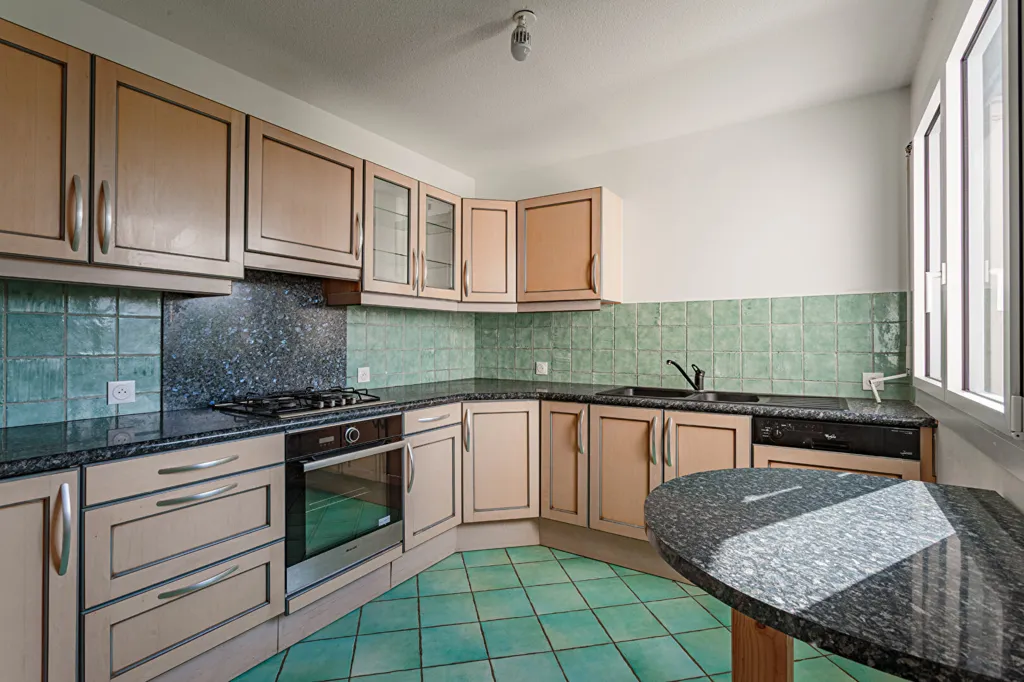 Cuisine - Appartement Duplex avec Vue sur la Rhune à Anglet